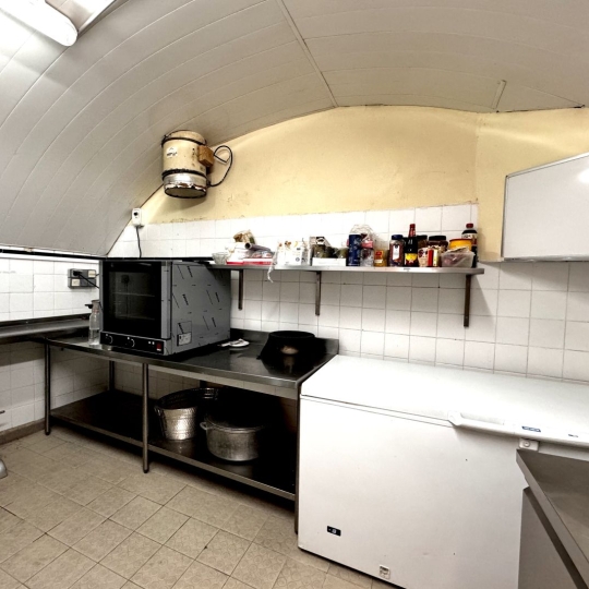  Annonces MONTPELLIERSUD : Commerces | MONTPELLIER (34000) | 130 m2 | 118 250 € 