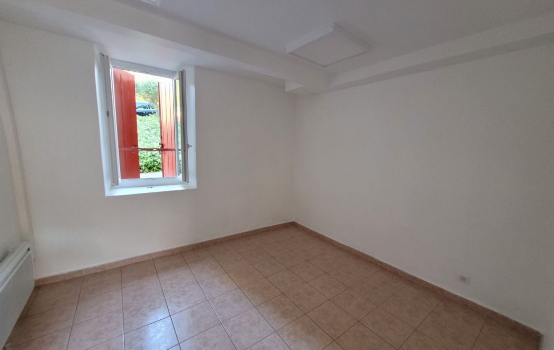 Annonces MONTPELLIERSUD : Office | SAINT-AUNES (34130) | 85 m2 | 1 000 € 