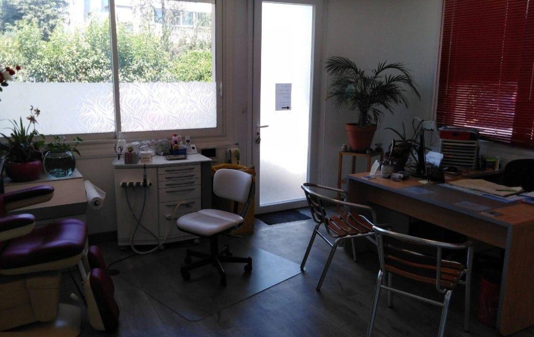 Annonces MONTPELLIERSUD : Local / Bureau | MONTPELLIER (34000) | 65 m2 | 145 000 € 