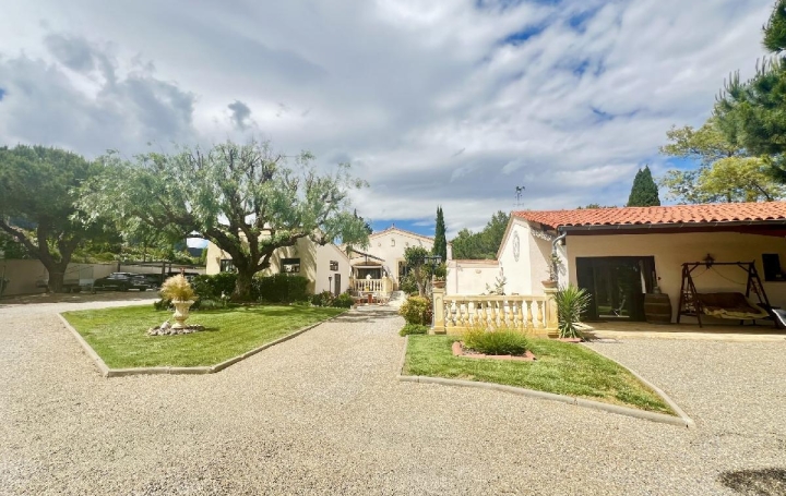 Villa MONTPELLIER 207 m2 499 000 € Villa MONTPELLIER 207 m2 499 000 €