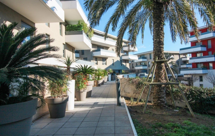 Appartement P2 JUVIGNAC 51 m2 189 000 € Appartement P2 JUVIGNAC 51 m2 189 000 €